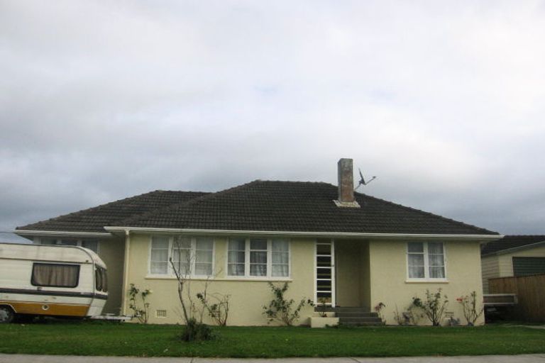 Photo of property in 30 Guthrie Street, Waterloo, Lower Hutt, 5011