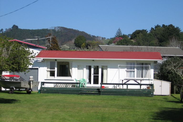 Photo of property in 4 Endeavour Place, Cooks Beach, Whitianga, 3591