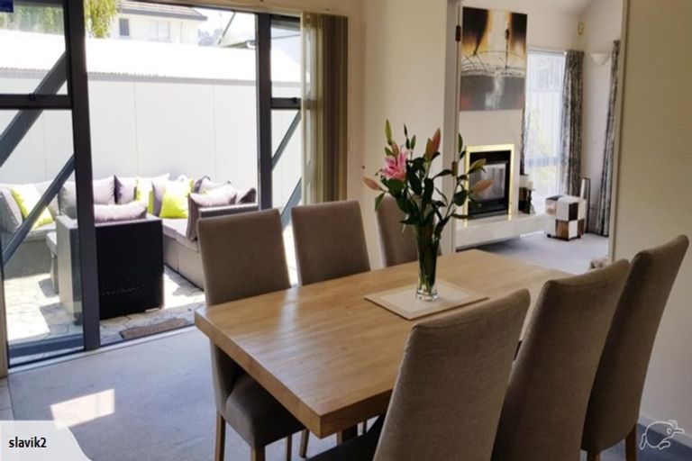 Photo of property in 2/94 Pretoria Street, Hutt Central, Lower Hutt, 5010