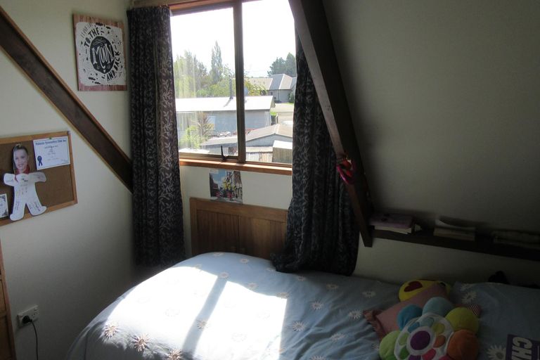 Photo of property in 201 Queen Street, Waimate, 7924