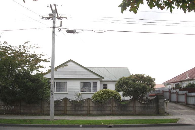 Photo of property in 27 Bush Street, Naenae, Lower Hutt, 5011