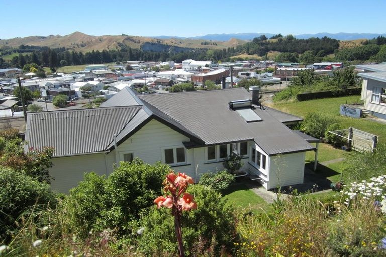 Photo of property in 1 Swan Street, Taihape, 4720