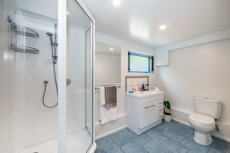 Photo of property in 86a Winara Avenue, Waikanae, 5036