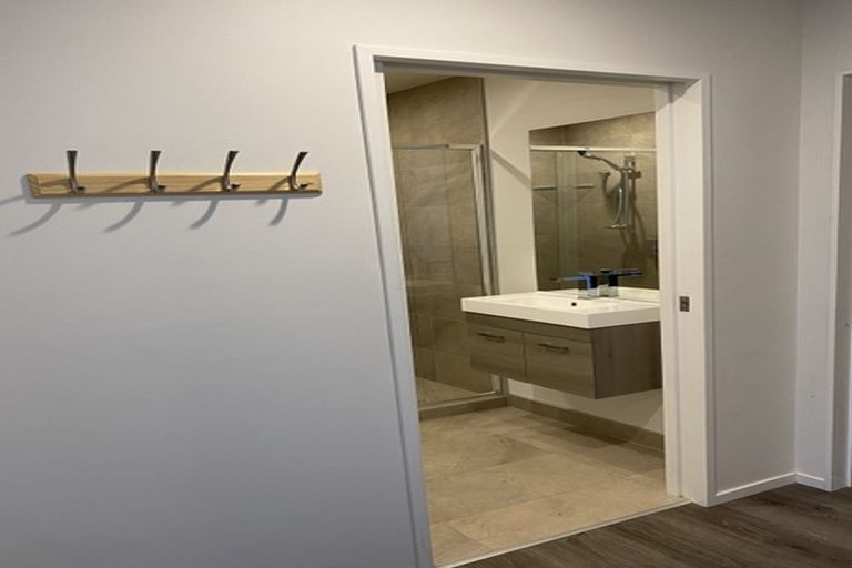 Photo of property in 42 Memorial Park Lane, Hobsonville, Auckland, 0618