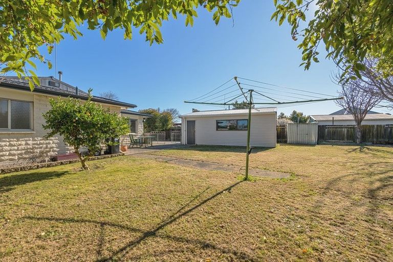 Photo of property in 8 Chelmarsh Place, Highbury, Palmerston North, 4412