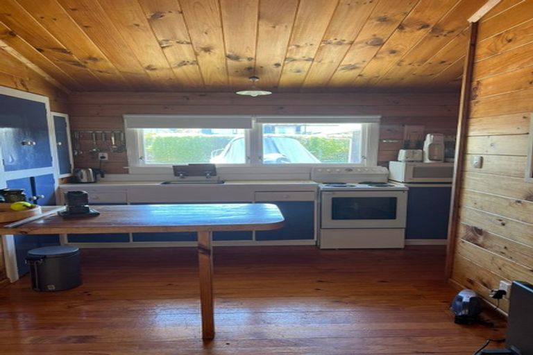 Photo of property in 12 Nisbet Terrace, Kinloch, Taupo, 3377