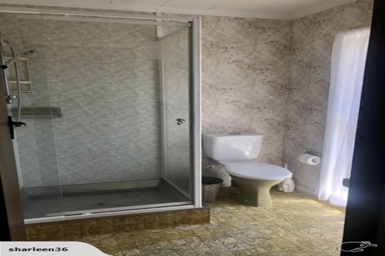 Photo of property in 37 Branch Road, Highlands Park, New Plymouth, 4312