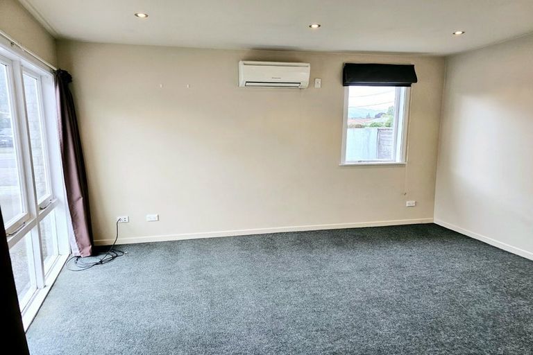 Photo of property in 1/110 Martin Street, Wallaceville, Upper Hutt, 5018