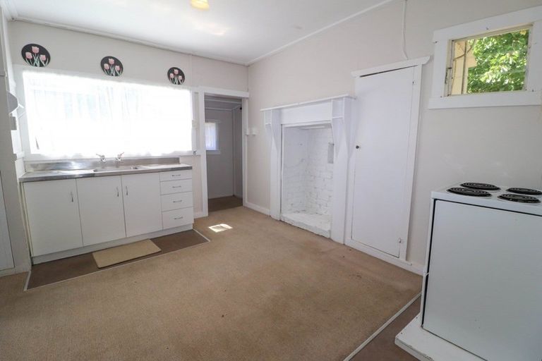 Photo of property in 105 Coromandel Street, Thames, 3500