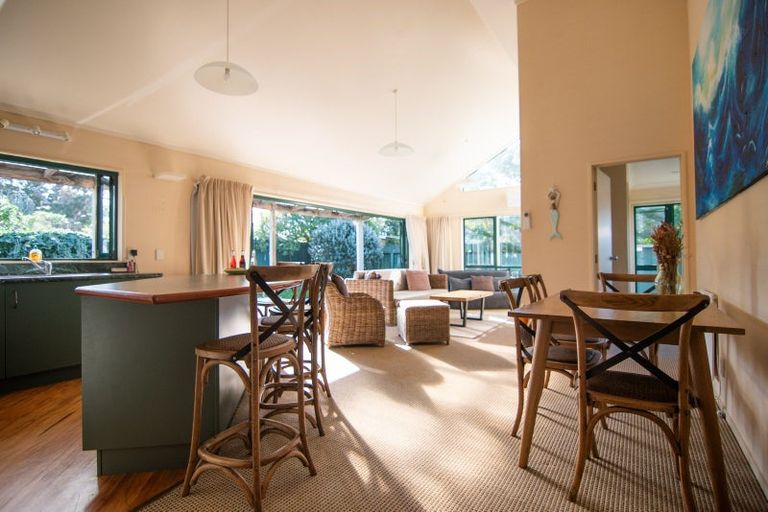 Photo of property in 5 Fabrin Street, Foxton Beach, Foxton, 4815
