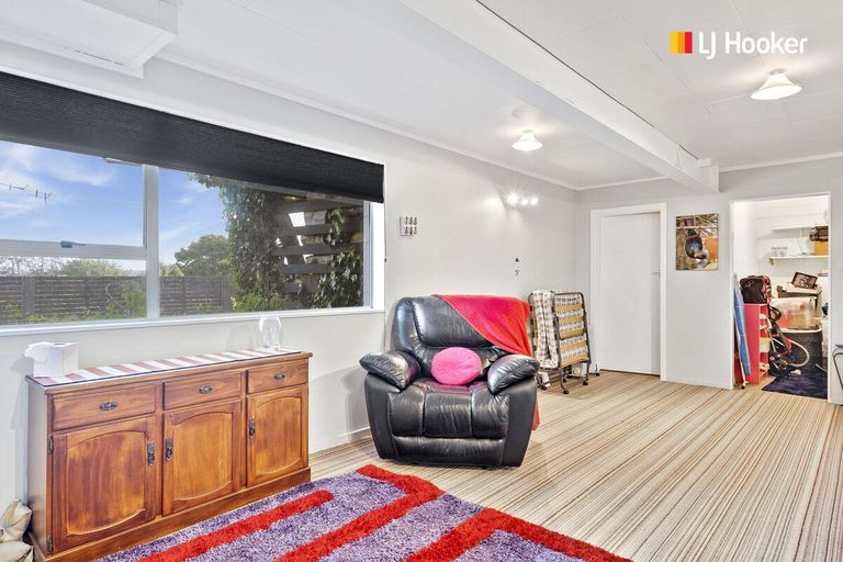 Photo of property in 136 Larnach Road, Waverley, Dunedin, 9013