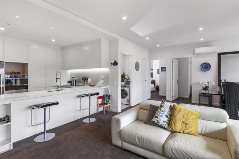 Photo of property in 107/8a Lake Pupuke Drive, Takapuna, Auckland, 0622