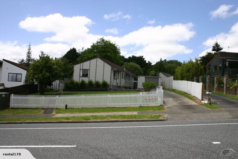 Photo of property in 12 Ransom Smyth Drive, Goodwood Heights, Auckland, 2105
