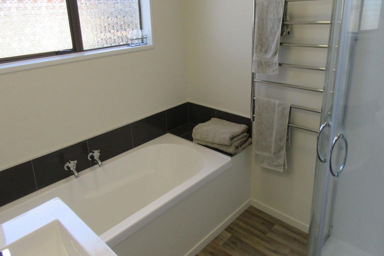 Photo of property in 201 Queen Street, Waimate, 7924