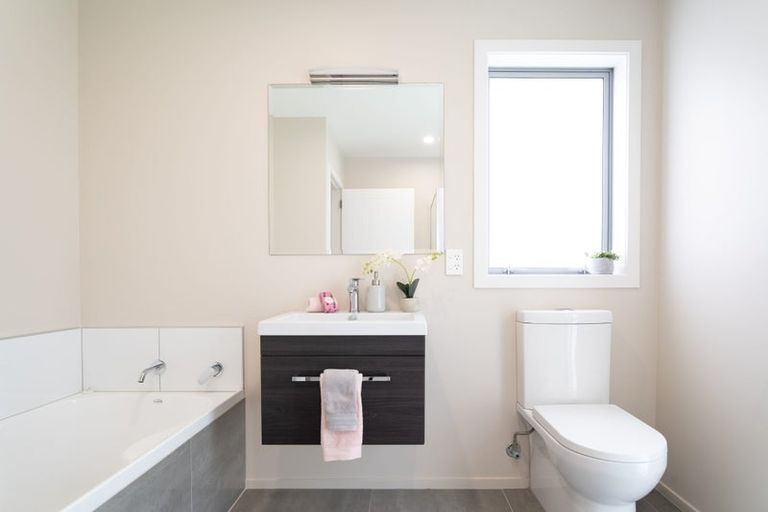 Photo of property in 57 Red Beech Avenue, Woodridge, Wellington, 6037