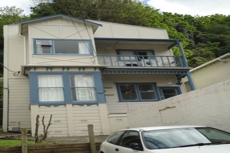 Photo of property in 41 Adams Terrace, Aro Valley, Wellington, 6021