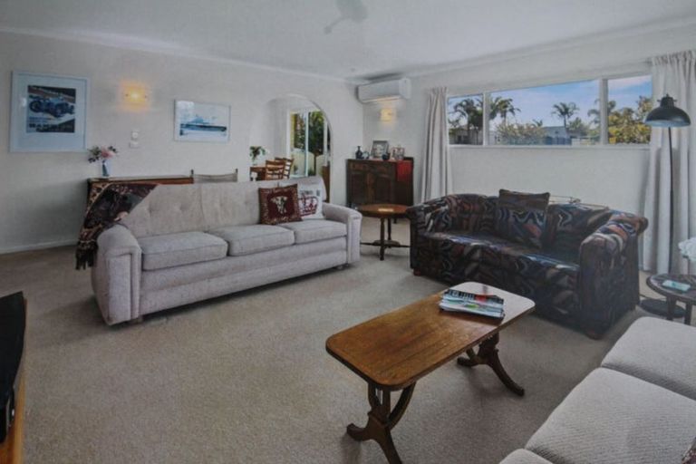 Photo of property in 2a Elgin Place, Te Kamo, Whangarei, 0112