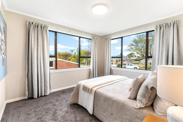 Photo of property in 111 Centennial Avenue, Helensburgh, Dunedin, 9010