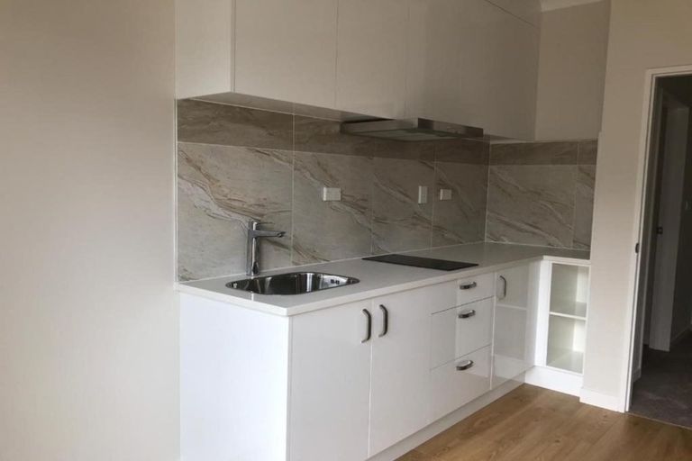 Photo of property in 6 Lavey Road, Flat Bush, Auckland, 2019