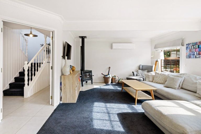 Photo of property in 123a Taylor Street, Cambridge, 3434