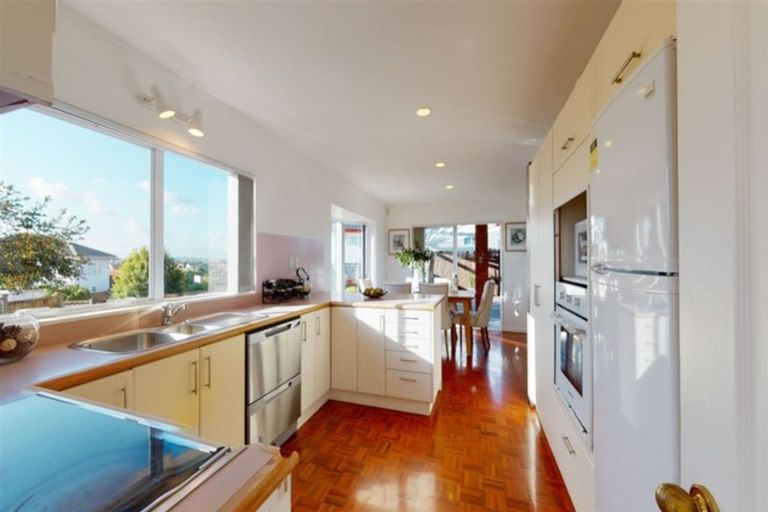 Photo of property in 78 Lagoon Way, West Harbour, Auckland, 0618