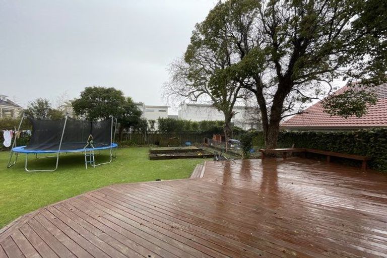 Photo of property in 338 Lake Road, Hauraki, Auckland, 0622