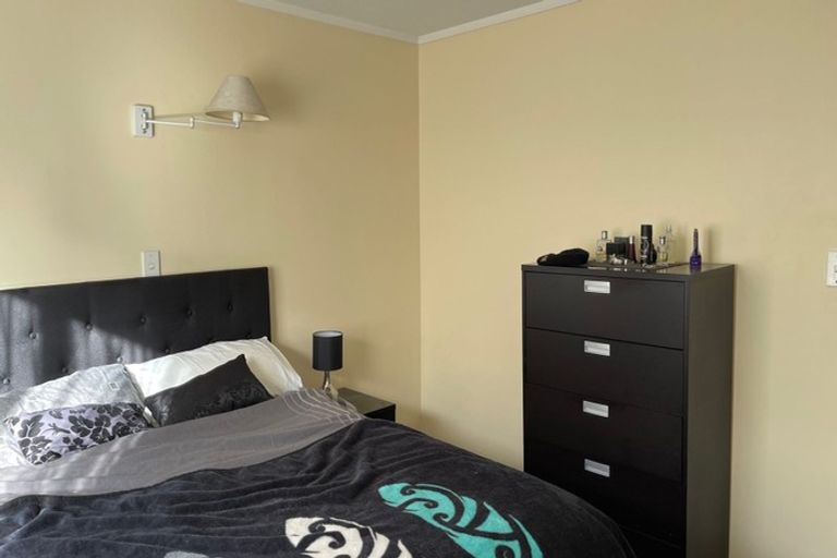 Photo of property in 8a Kentwood Drive, Woodridge, Wellington, 6037