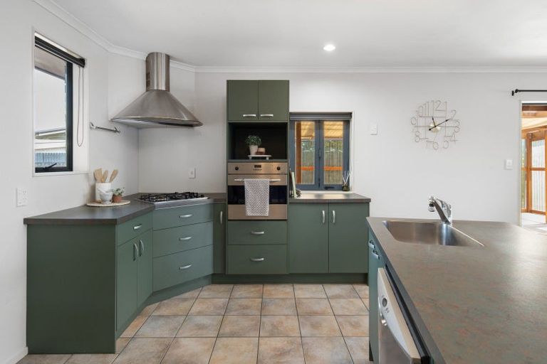 Photo of property in 18 Glenroy Crescent, Springlands, Blenheim, 7201