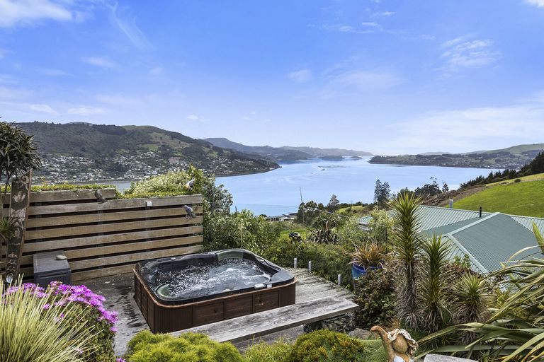 Photo of property in 349 Highcliff Road, Highcliff, Dunedin, 9013