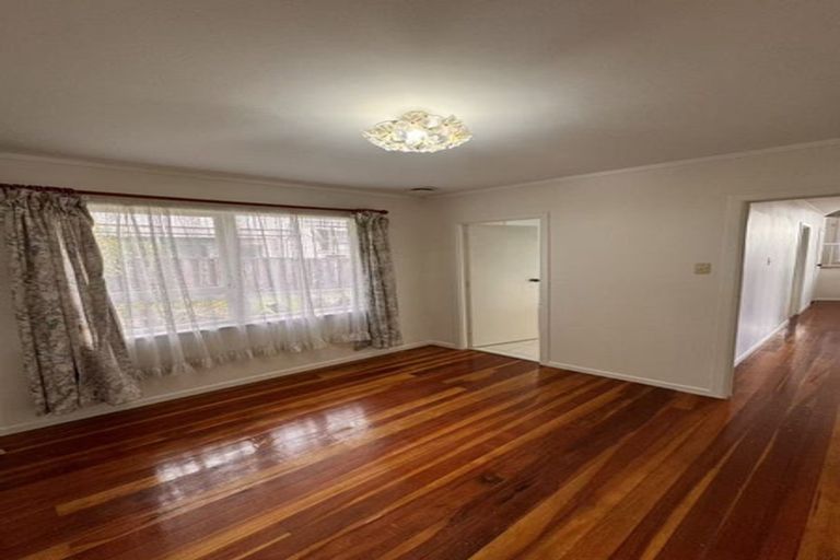 Photo of property in 30 Velma Road, Hillcrest, Auckland, 0627