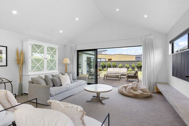 Photo of property in 38 Colwyn Street, Bryndwr, Christchurch, 8053