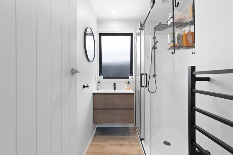 Photo of property in 7 Colonial Place, Kelvin Grove, Palmerston North, 4414