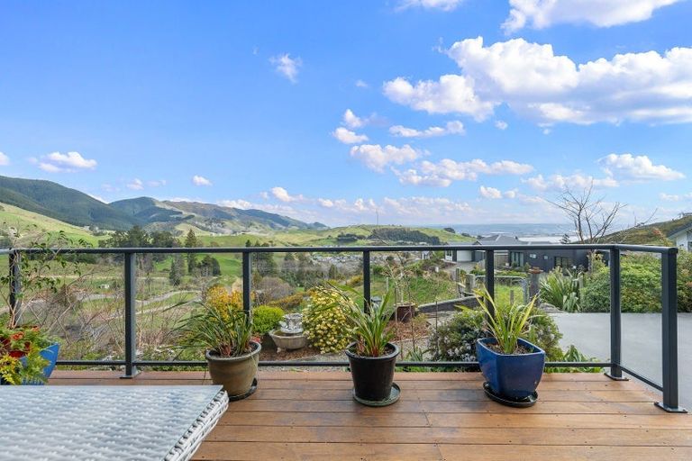 Photo of property in 41 Huntaway Close, Stoke, Nelson, 7011