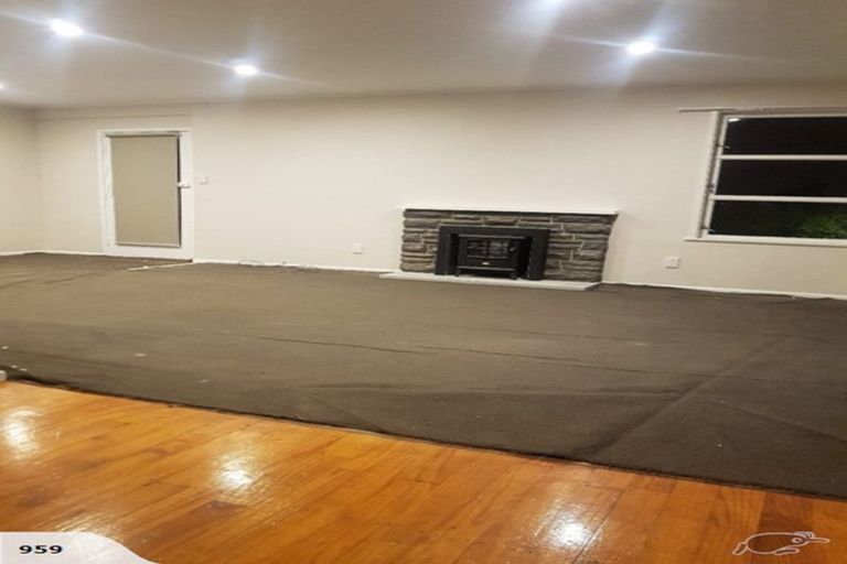 Photo of property in 93 Fairclough Road, Beach Haven, Auckland, 0626