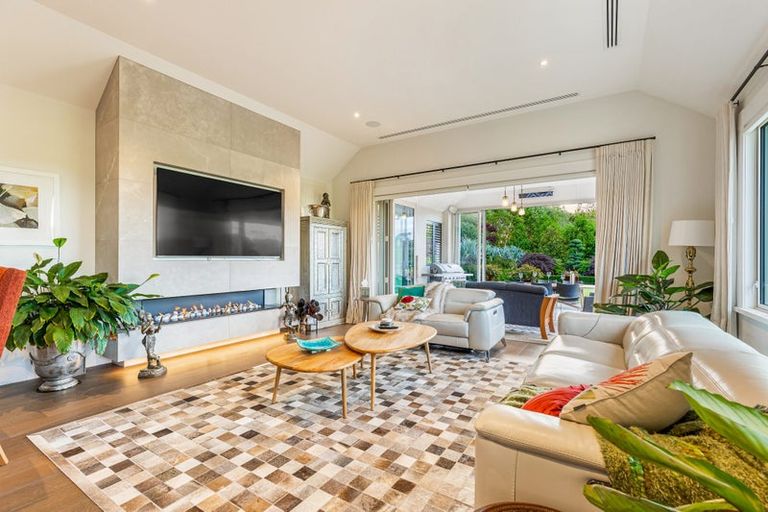 Photo of property in 13 Myra Evelyn Grove, Dairy Flat, Albany, 0792