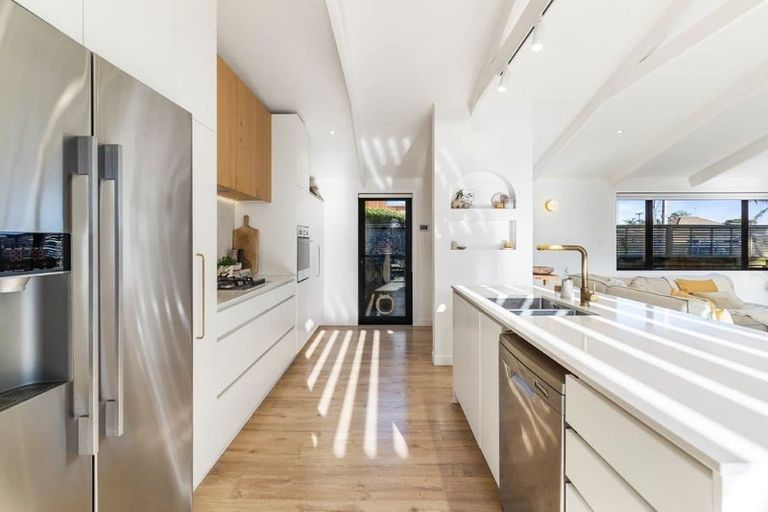 Photo of property in 1/7 Pine Road, Orewa, 0931