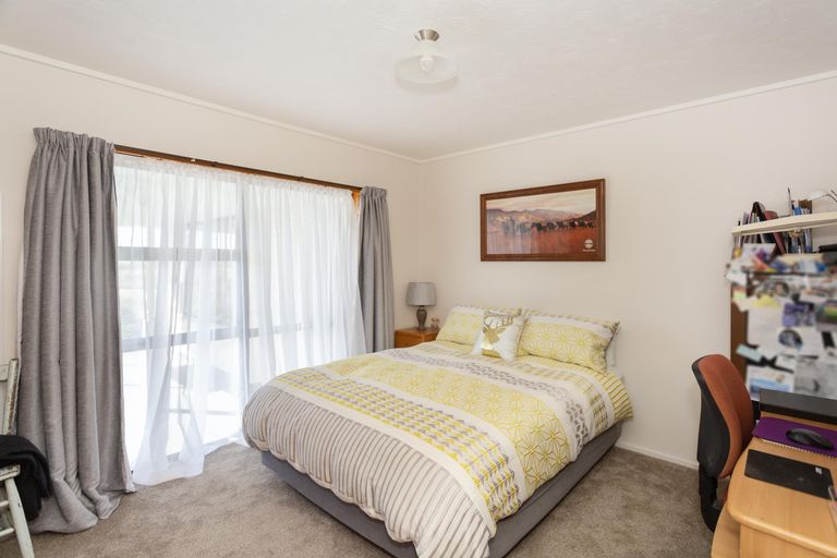 Photo of property in 5 Whickham Street, Maheno, Oamaru, 9495