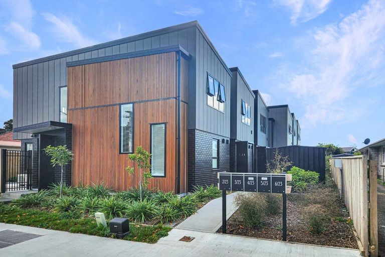 Photo of property in 4/23 Porutu Street, Fairfield, Lower Hutt, 5011