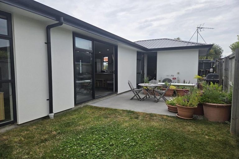 Photo of property in 167 Marine Parade, New Brighton, Christchurch, 8083