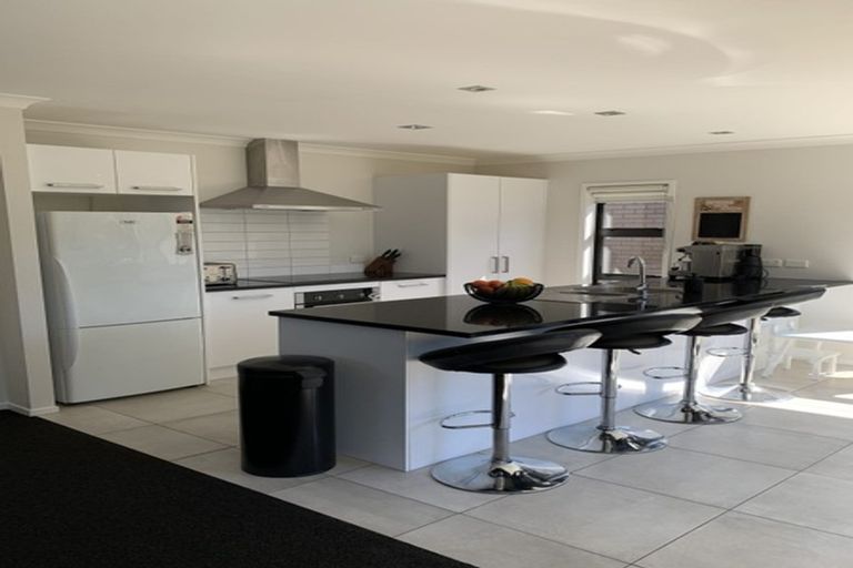 Photo of property in 79 Maylee Crescent, Gulf Harbour, Whangaparaoa, 0930