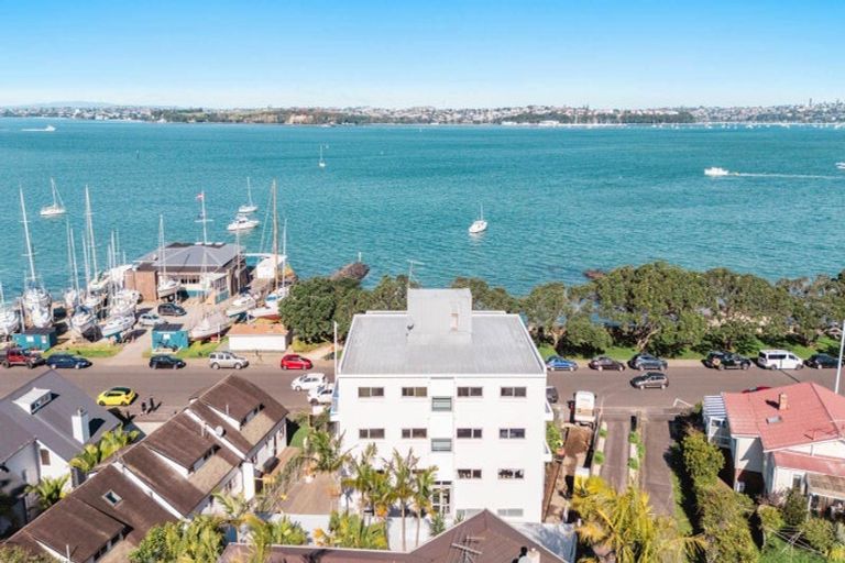 Photo of property in 3/18b King Edward Parade, Devonport, Auckland, 0624