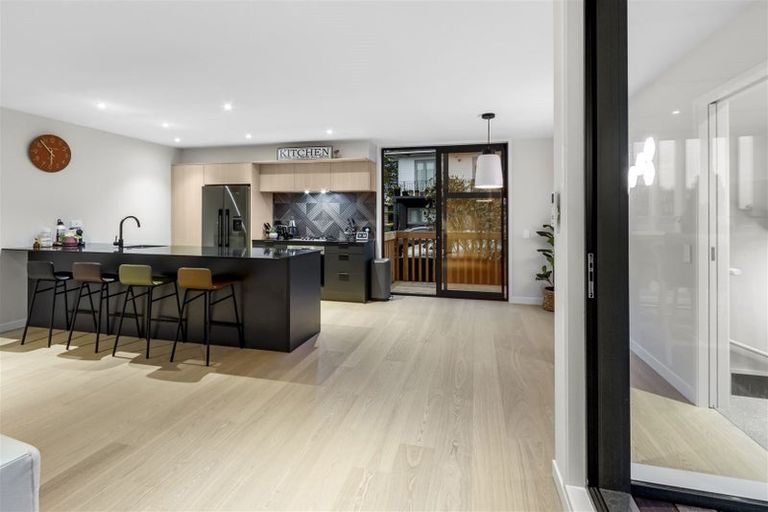 Photo of property in 174b Archers Road, Glenfield, Auckland, 0629