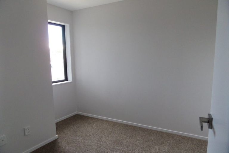 Photo of property in 15/10 Silver Moon Road, Albany Heights, Auckland, 0632