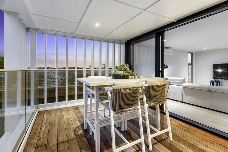 Photo of property in 174b Archers Road, Glenfield, Auckland, 0629