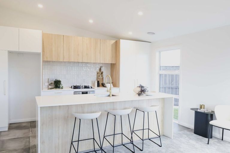 Photo of property in 92 Freedom Drive, Kelvin Grove, Palmerston North, 4470