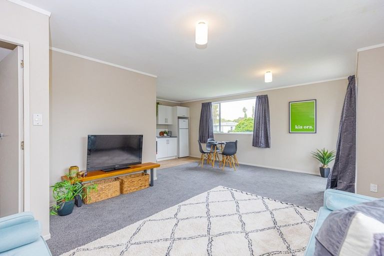 Photo of property in 2 Cypress Place, Aramoho, Whanganui, 4500