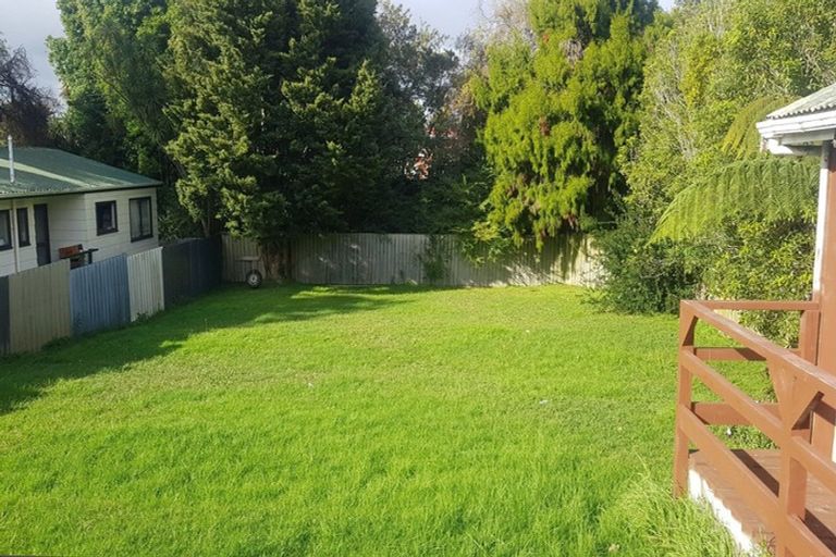 Photo of property in 20a Eden Street, Mangere East, Auckland, 2024