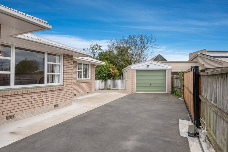 Photo of property in 74 Dover Street, St Albans, Christchurch, 8014