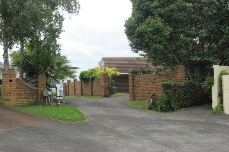 Photo of property in 12 Aztec Place, Conifer Grove, Takanini, 2112