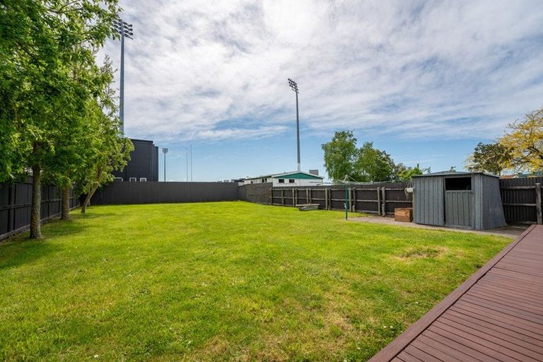 Photo of property in 39 Raymond Street, West End, Timaru, 7910